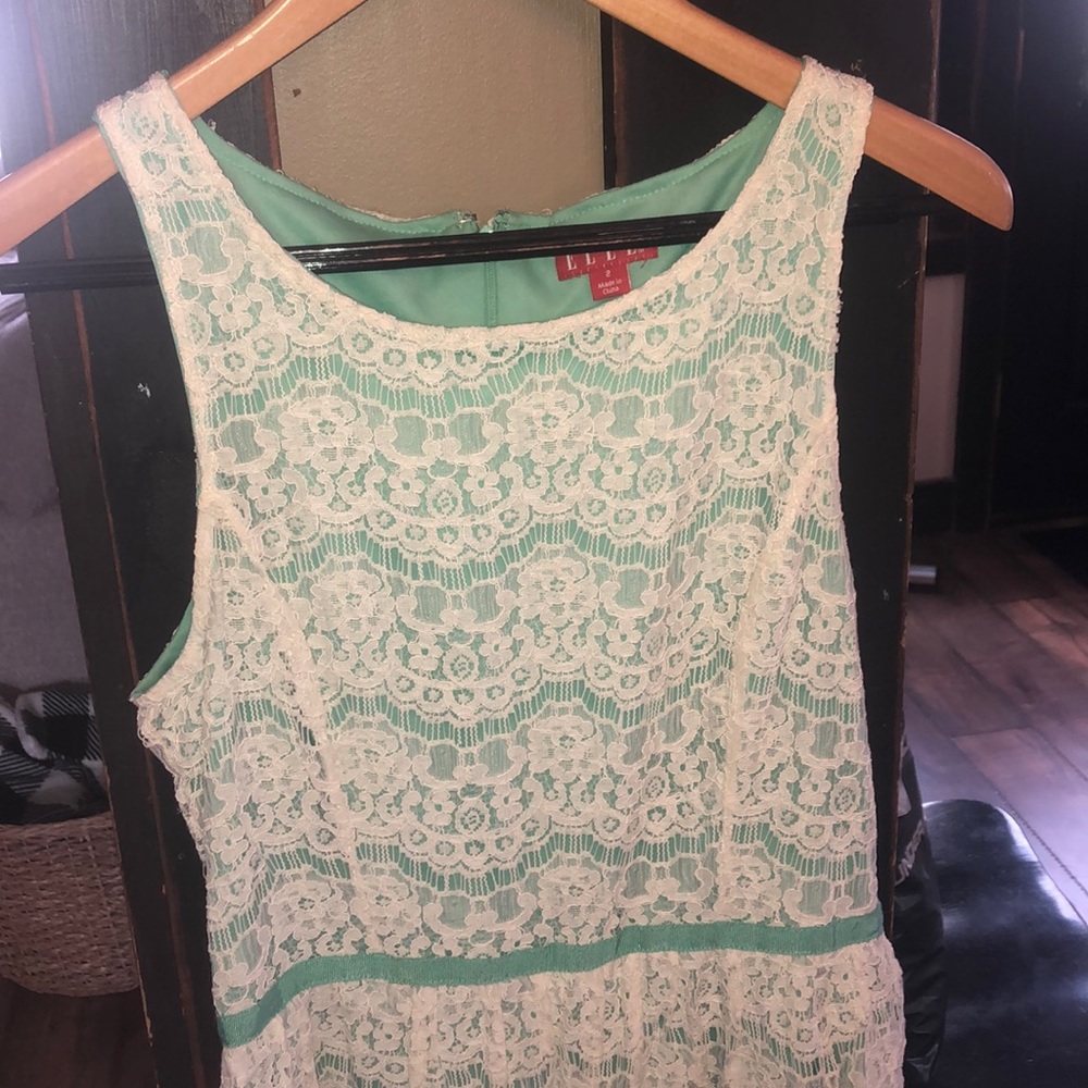 Dress - Picture 2 of 2